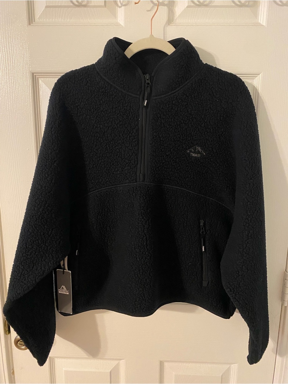 Aritzia TNA Black Sherpa Half-Zip Pullover Jacket